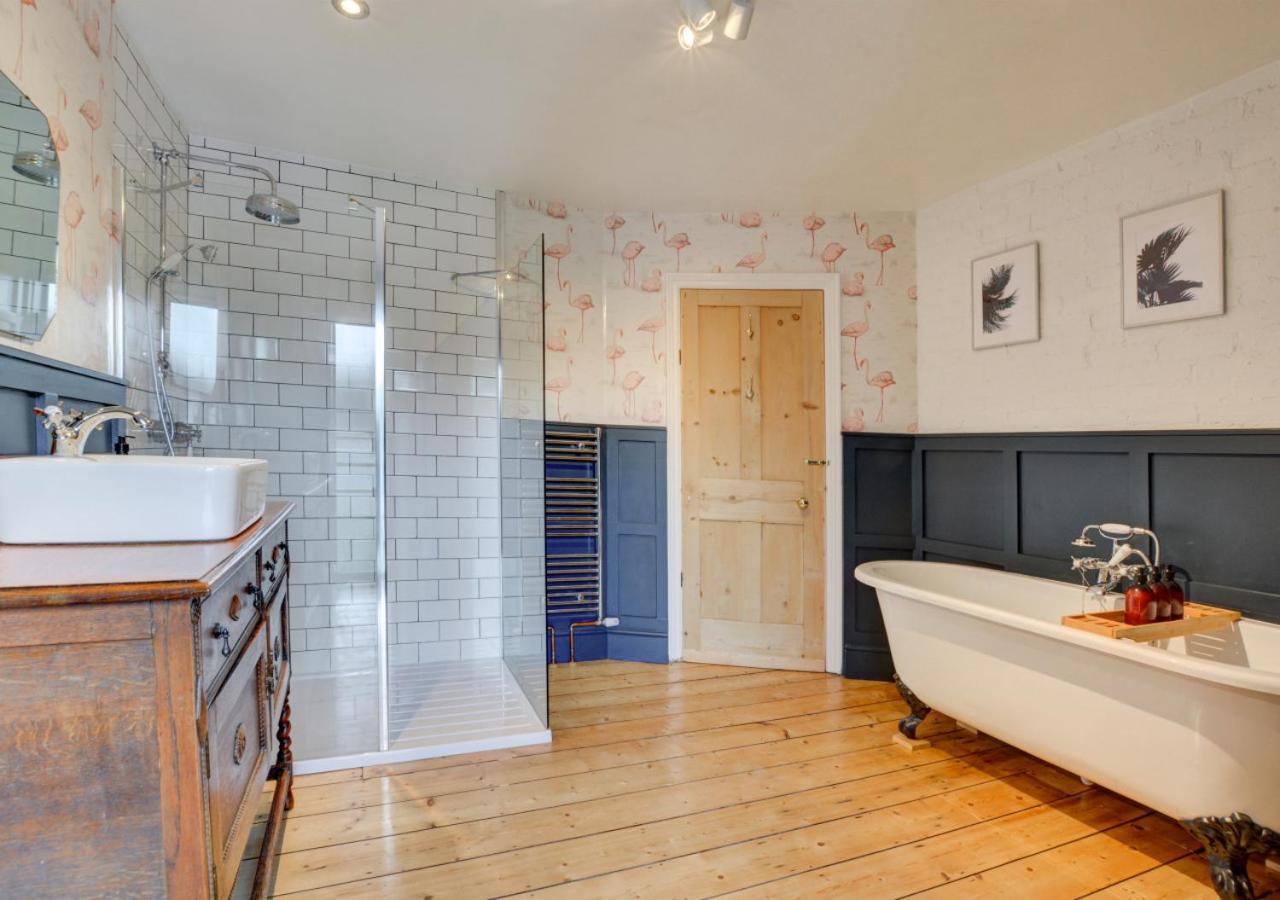 Villa Stones Throw Cromer Exterior foto